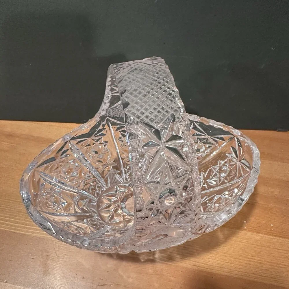 Vtg Clear Glass Basket Star Diamond Pattern Starburst 7